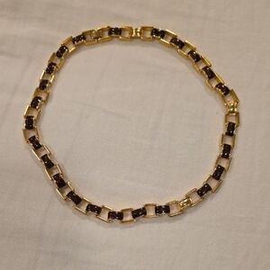 Elegant Gold and Black Chain Bracelet